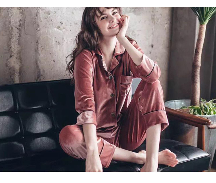 Couple Gold Velvet Long Sleeve Pajamas - Image 7