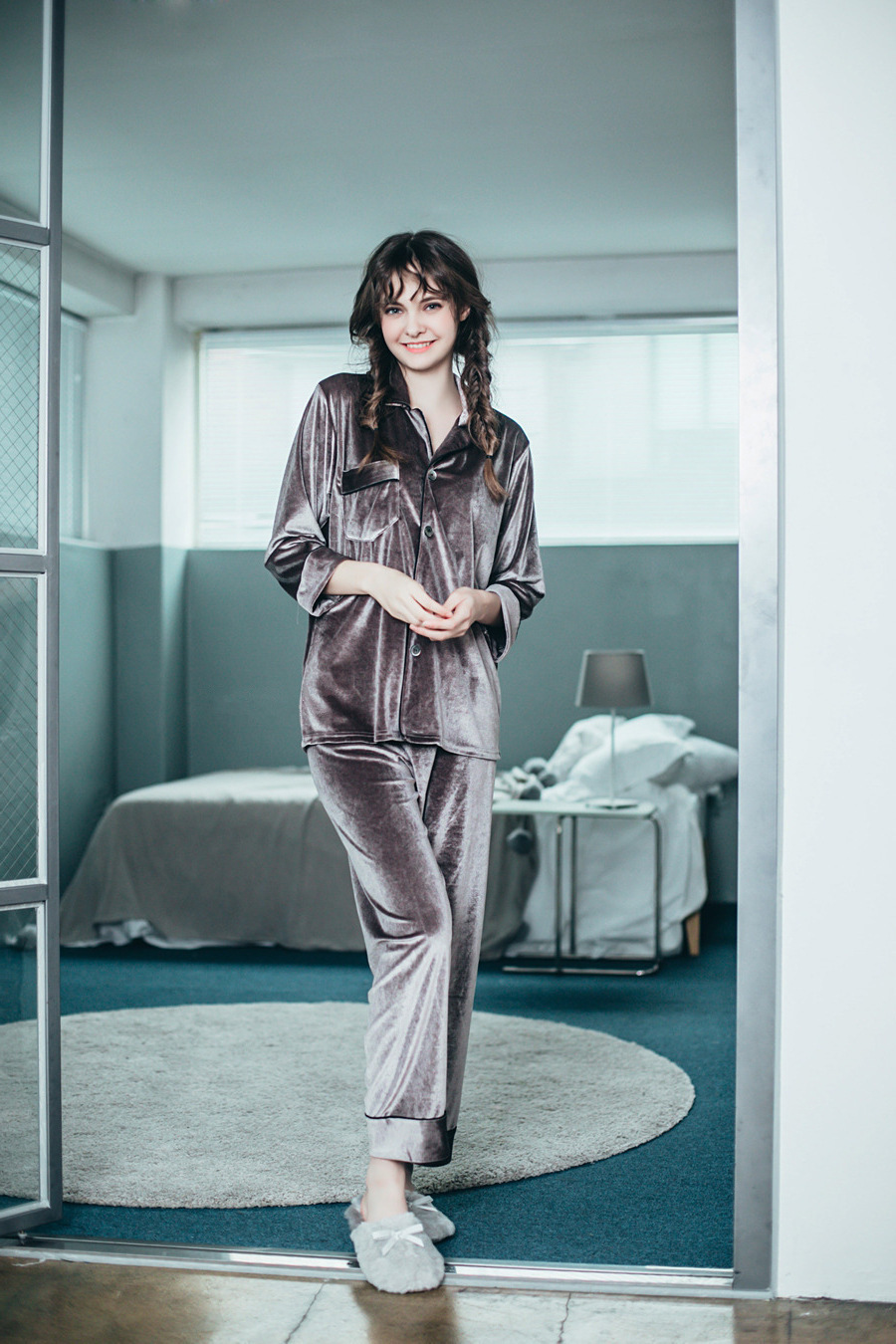 Couple Gold Velvet Long Sleeve Pajamas - Image 4